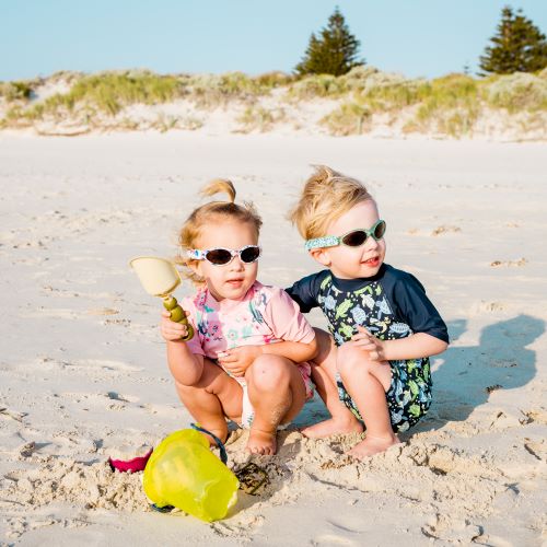 Bubzee Banz® Wrap Around Polarised Sunglasses