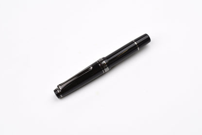 BUNGUBOX Original Fountain Pen - The Mini Witch