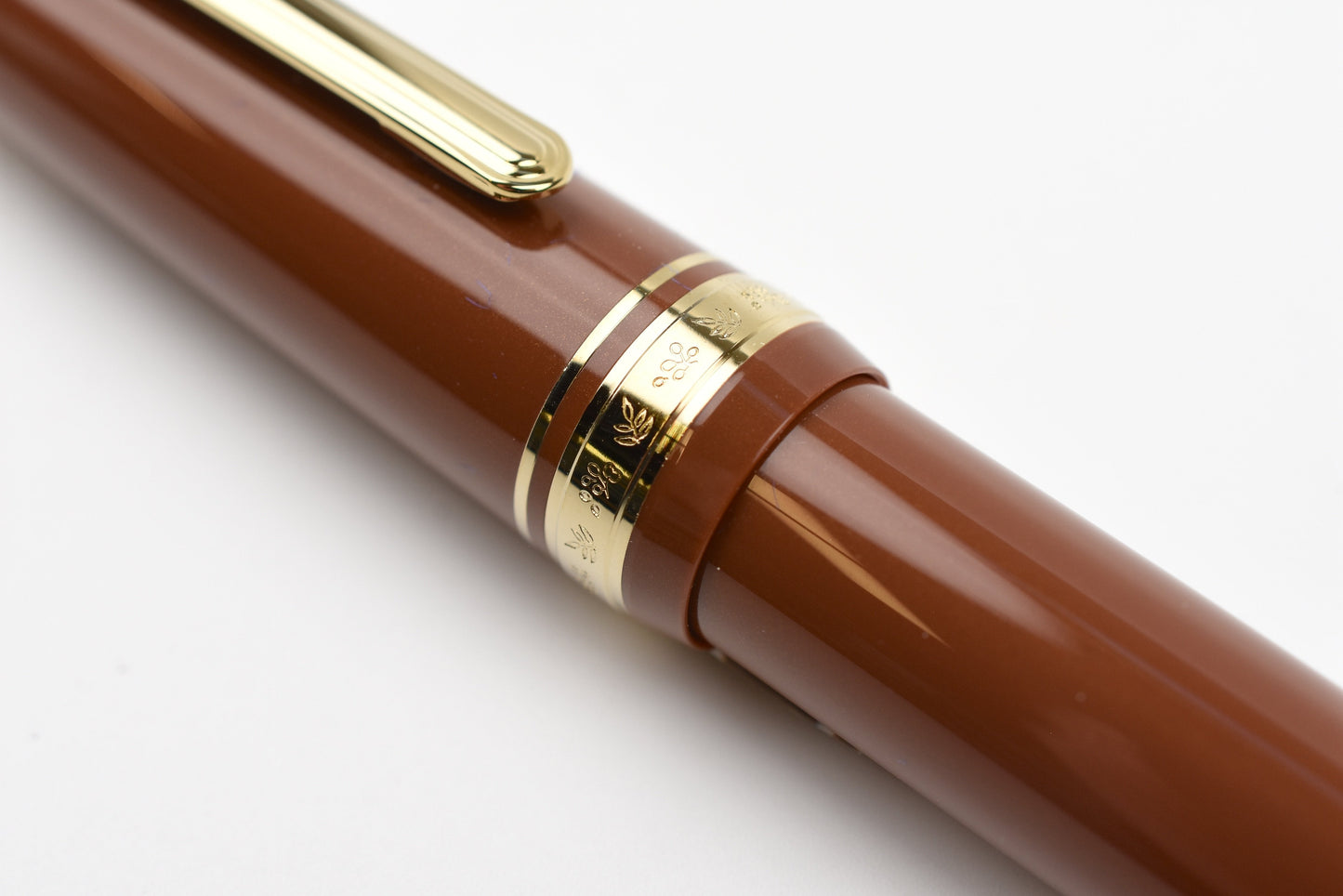 BUNGUBOX Original Oversized Fountain Pen - Kabayaki
